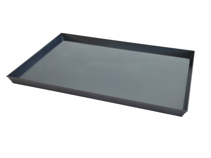 Flat tray with flared edges