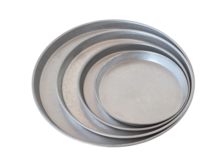 Round moulds made of alusteel for cake and pizza